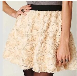 Free People Women's Cream Rose Blossom Mini Skirt Size M